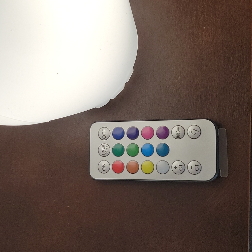 LED Color Changing Tap Light - Picture 7 of 12